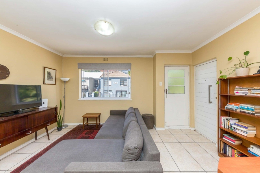 2 Bedroom Property for Sale in Vredehoek Western Cape